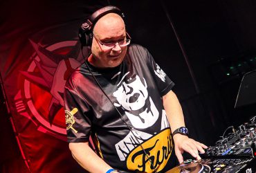 10/03: In Da Mix by Waxweazle at Hardcoreradio.nl